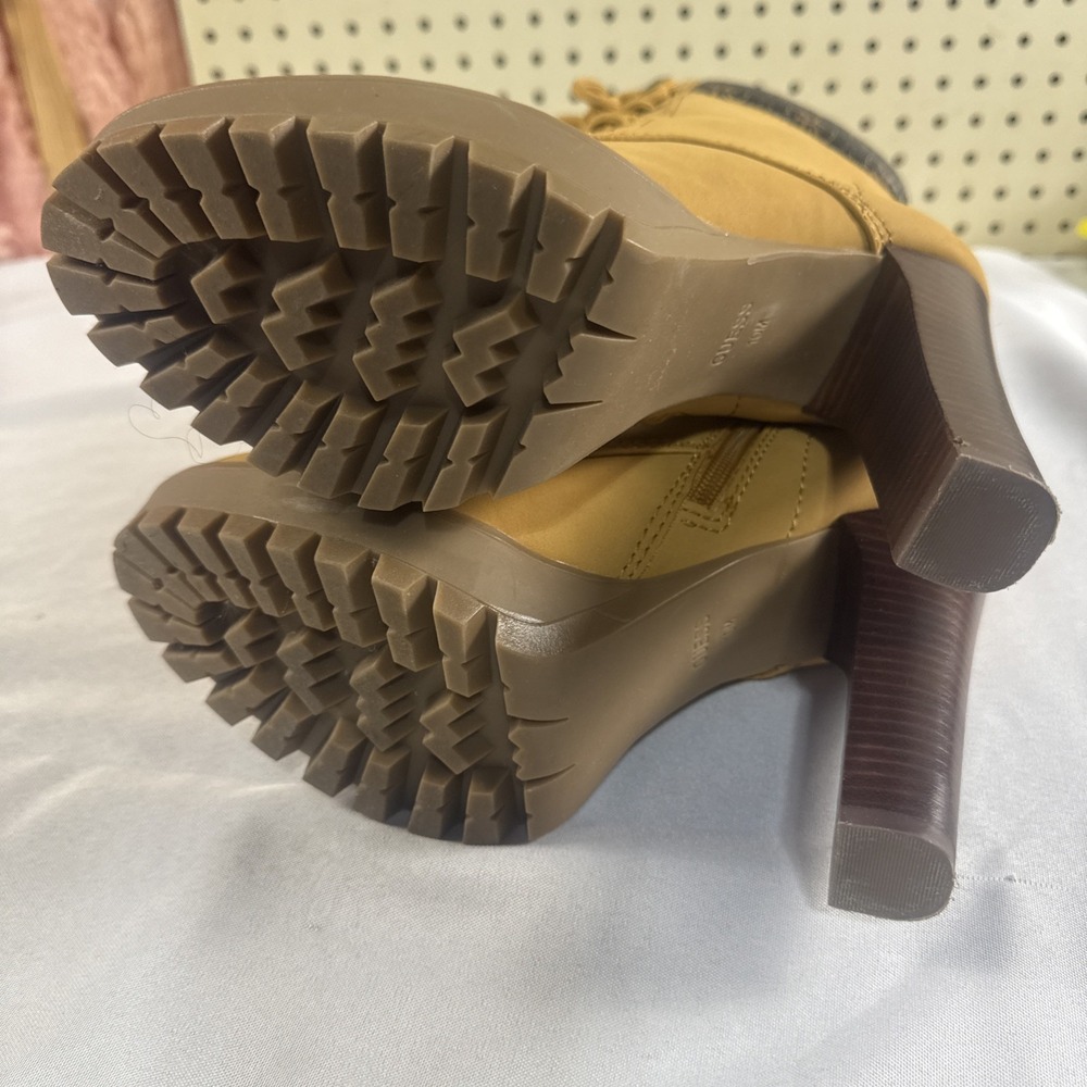 Guess Womens High Heel Boots Size 10 - Picture 7 of 8
